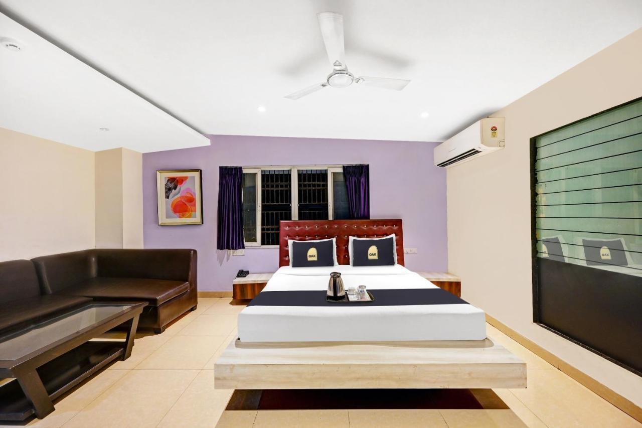 Hotel Townhouse Oak Pentagon Residency Bhubaneswar Exterior foto