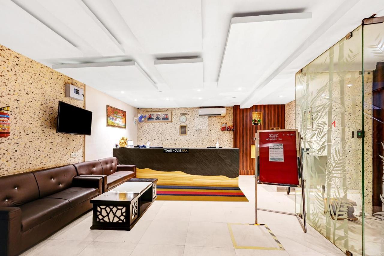 Hotel Townhouse Oak Pentagon Residency Bhubaneswar Exterior foto