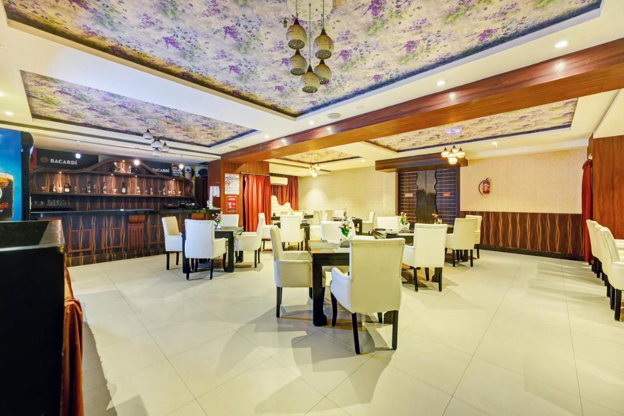 Hotel Townhouse Oak Pentagon Residency Bhubaneswar Exterior foto